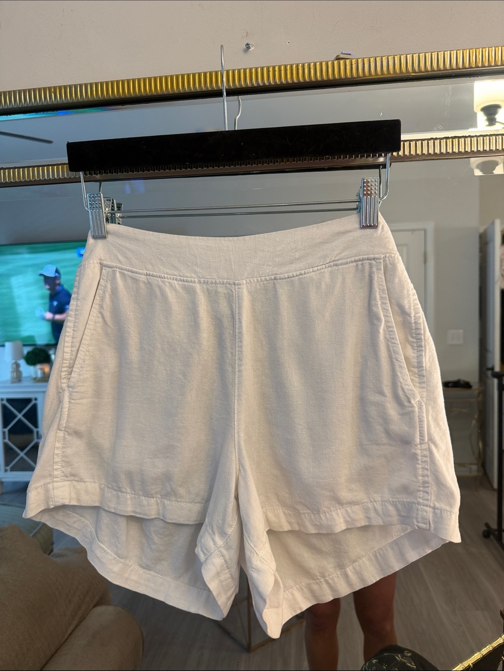 GAP Women's White Casual Linen-Look Shorts
